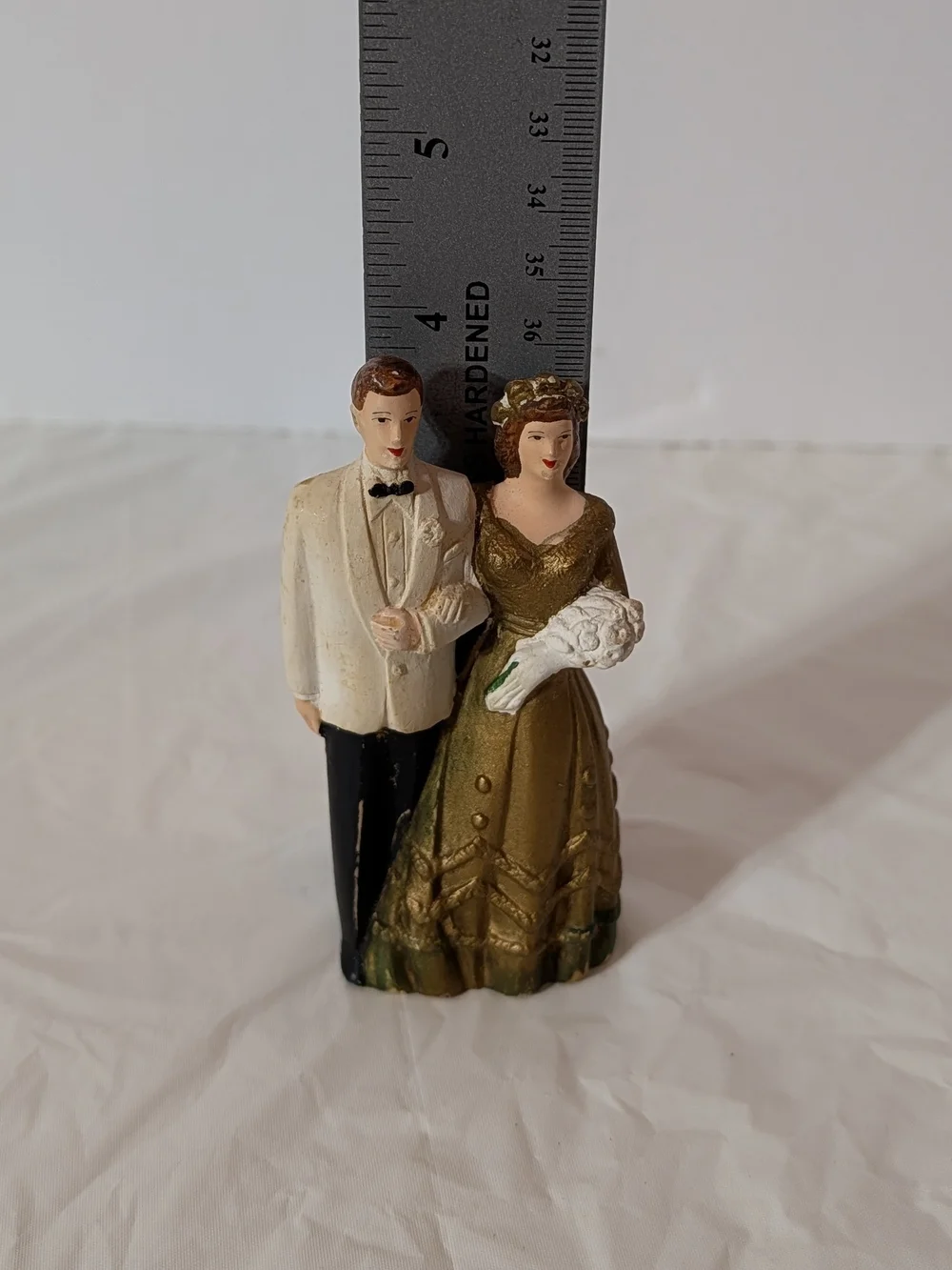 VGT Wedding Cake Topper Bride & Groom Figurine in Gold and White